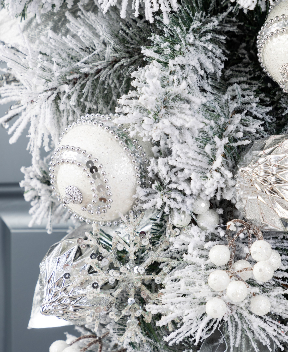 Glitzhome 30" Christmas Ornament And Berry Teardrop In Multi