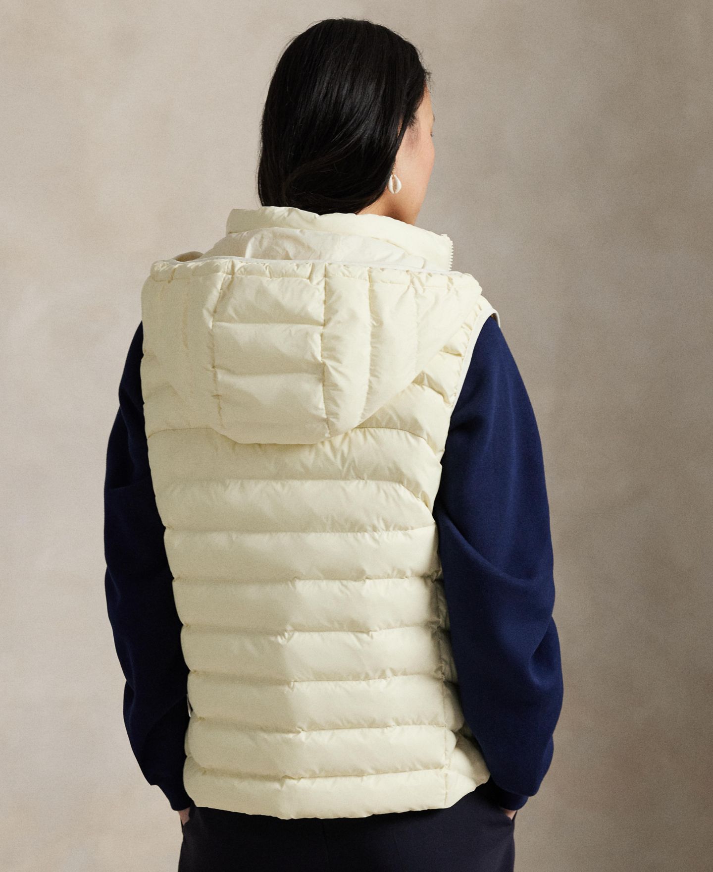 Женский жилет Polo Ralph Lauren Sleeveless Quilted Vest, цвет: Кремовый — фото 4