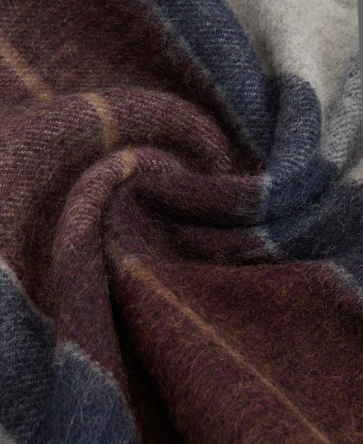 Barbour Men's Inverness Tartan Scarf