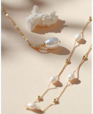 Ava Pendant Necklace