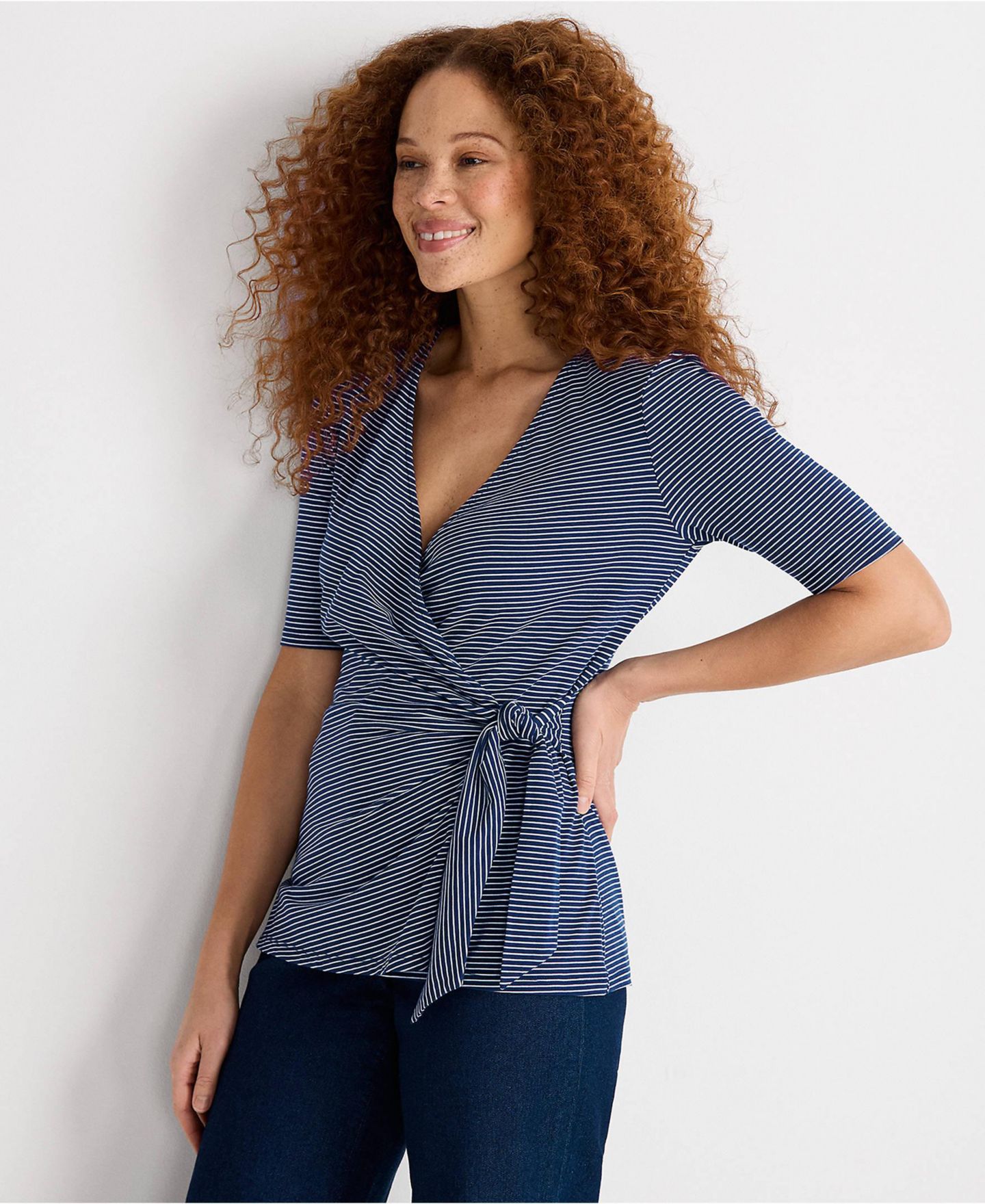 Женская блузка Lands' End Elbow Sleeve Lightweight Jersey Side Tie, цвет: Морской тёмно-синий полосатый — фото 5