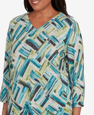 Women's Lake Champlain Detailed V Neck Brushstroke Top