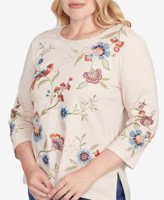 Women's Sunset Canyon Allover Floral Embroidered Crew Neck Top