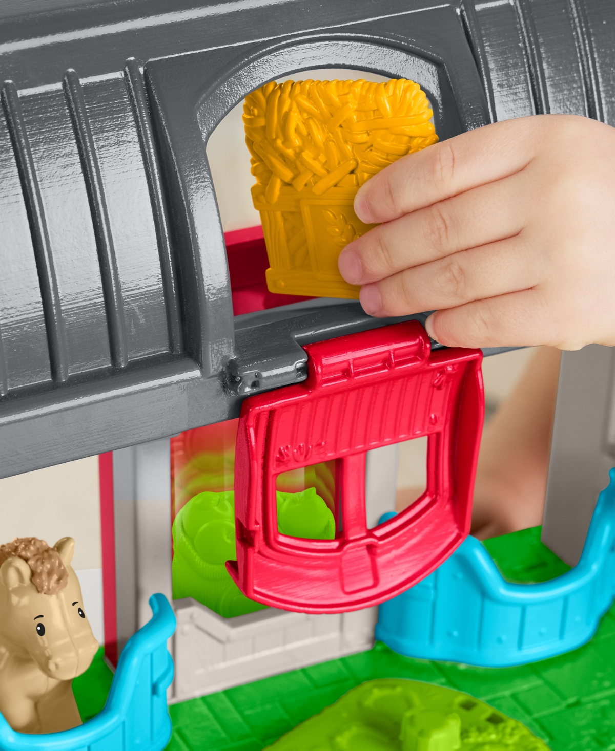 Little People Friendly Horses Stable Toddler Playset, 6 Play Pieces