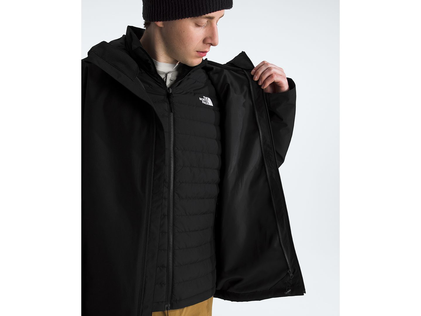 Мужская куртка The North Face Carto Mono Triclimate Hooded, цвет: Чёрный — фото 7
