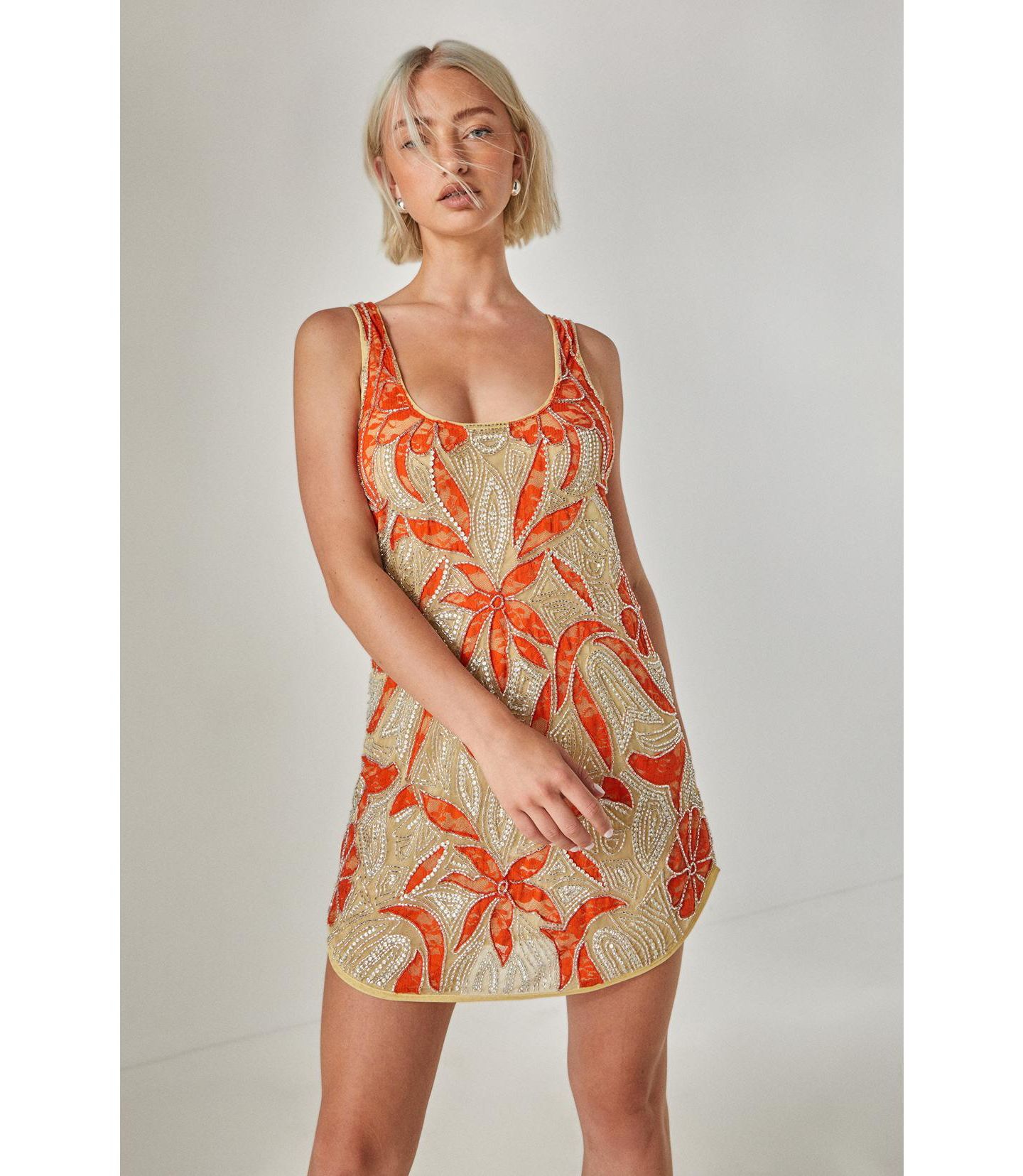 Женское платье Nasty Gal Retro Lace Curved Hem Mini, цвет: Оранжевый — фото 1
