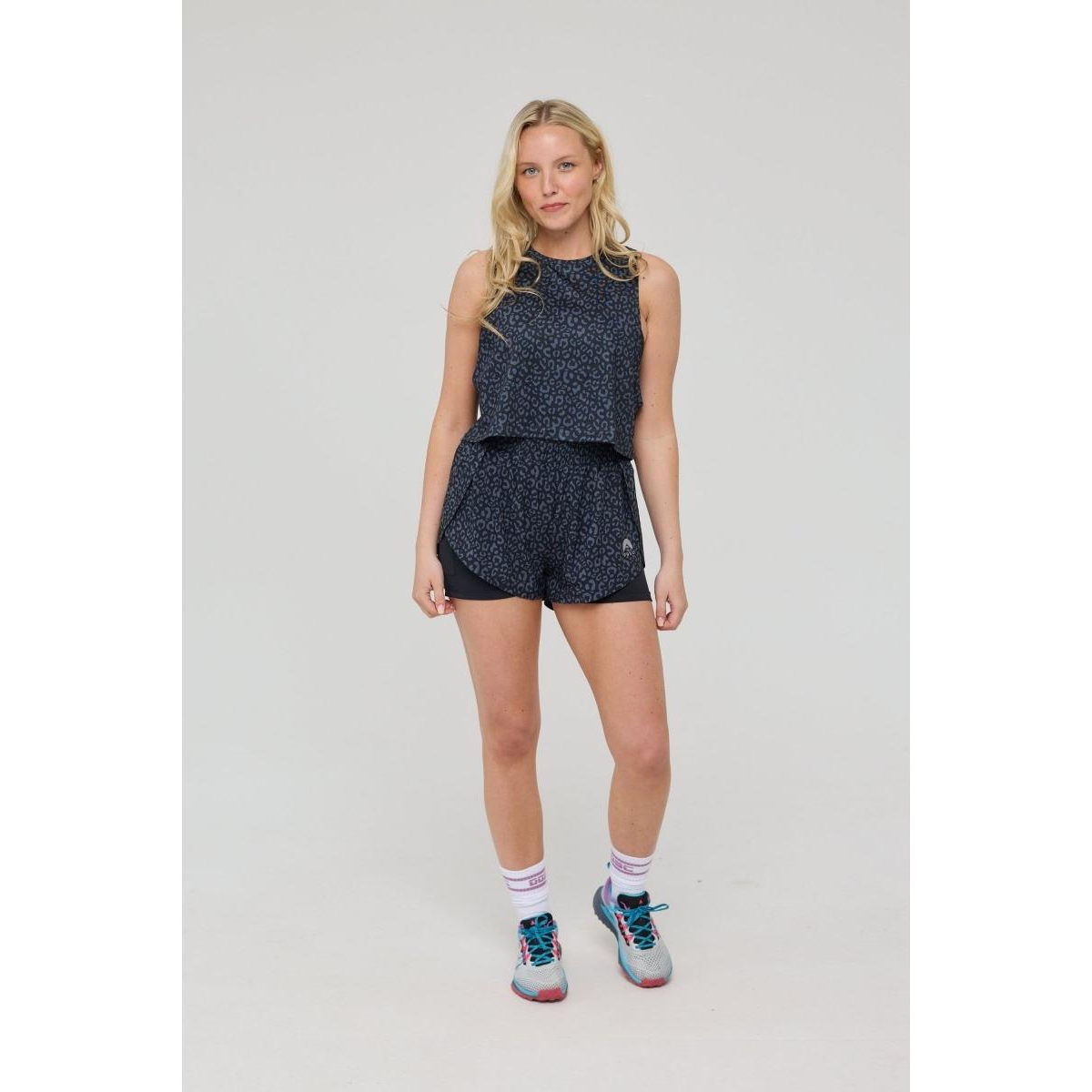 Oosc Women's Infinite Cropped Tank Top - Black Leopard