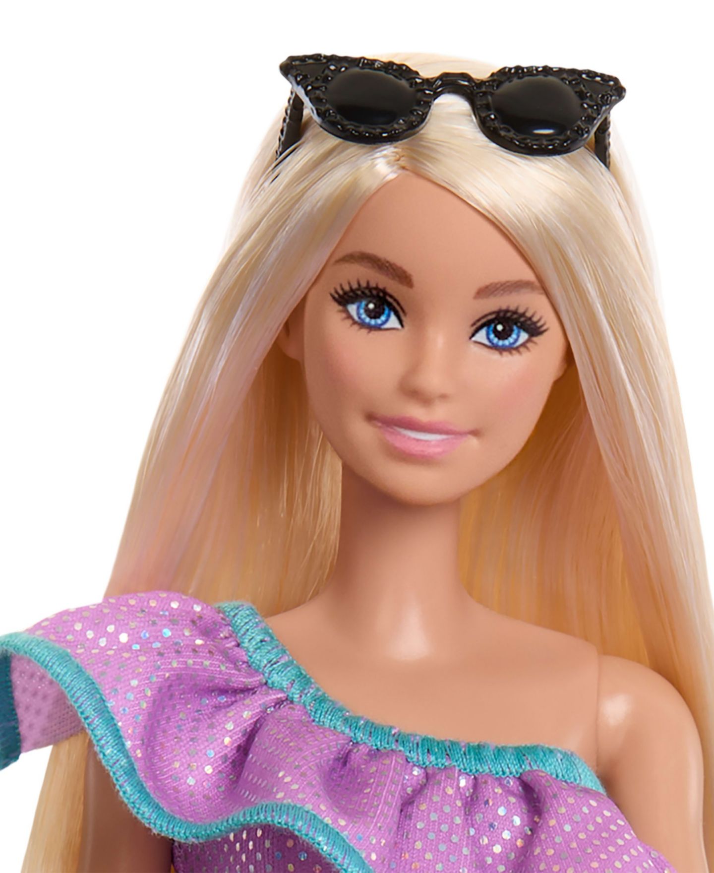 Детская кукла Barbie Fashion Doll with 3 Complete Outfits and Accessories, Ages 3+ — фото 2