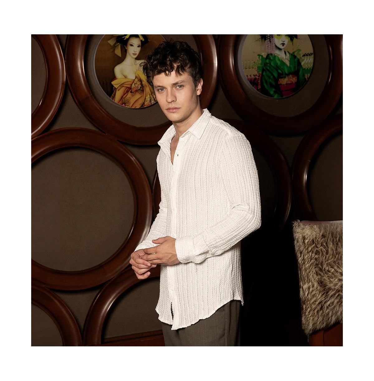 Campus Sutra Men's Cloud-Lined Textured Shirt