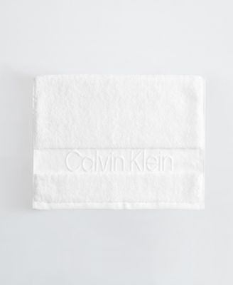 Iconic Cotton Jacquard Hand Towel, 30" x 16"