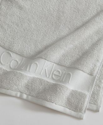 Iconic Cotton Jacquard Hand Towel, 30" x 16"