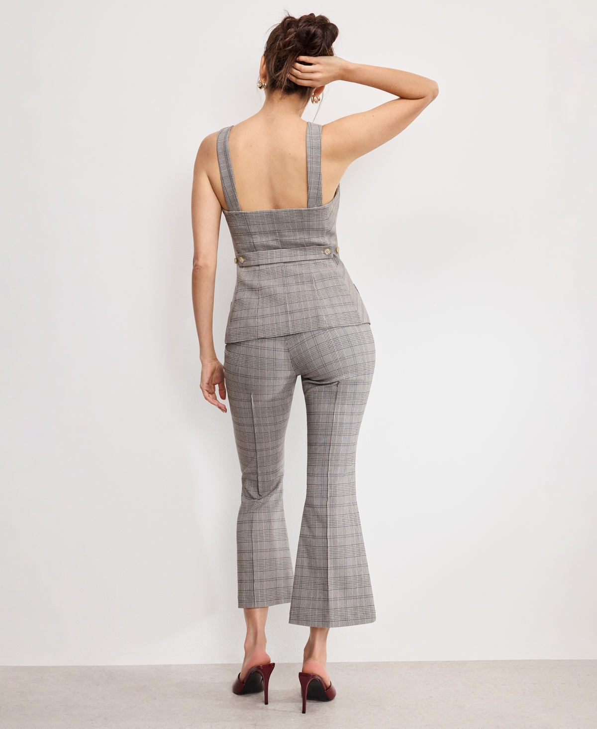 Good American Plaid Kick Flare Pants In Gray
