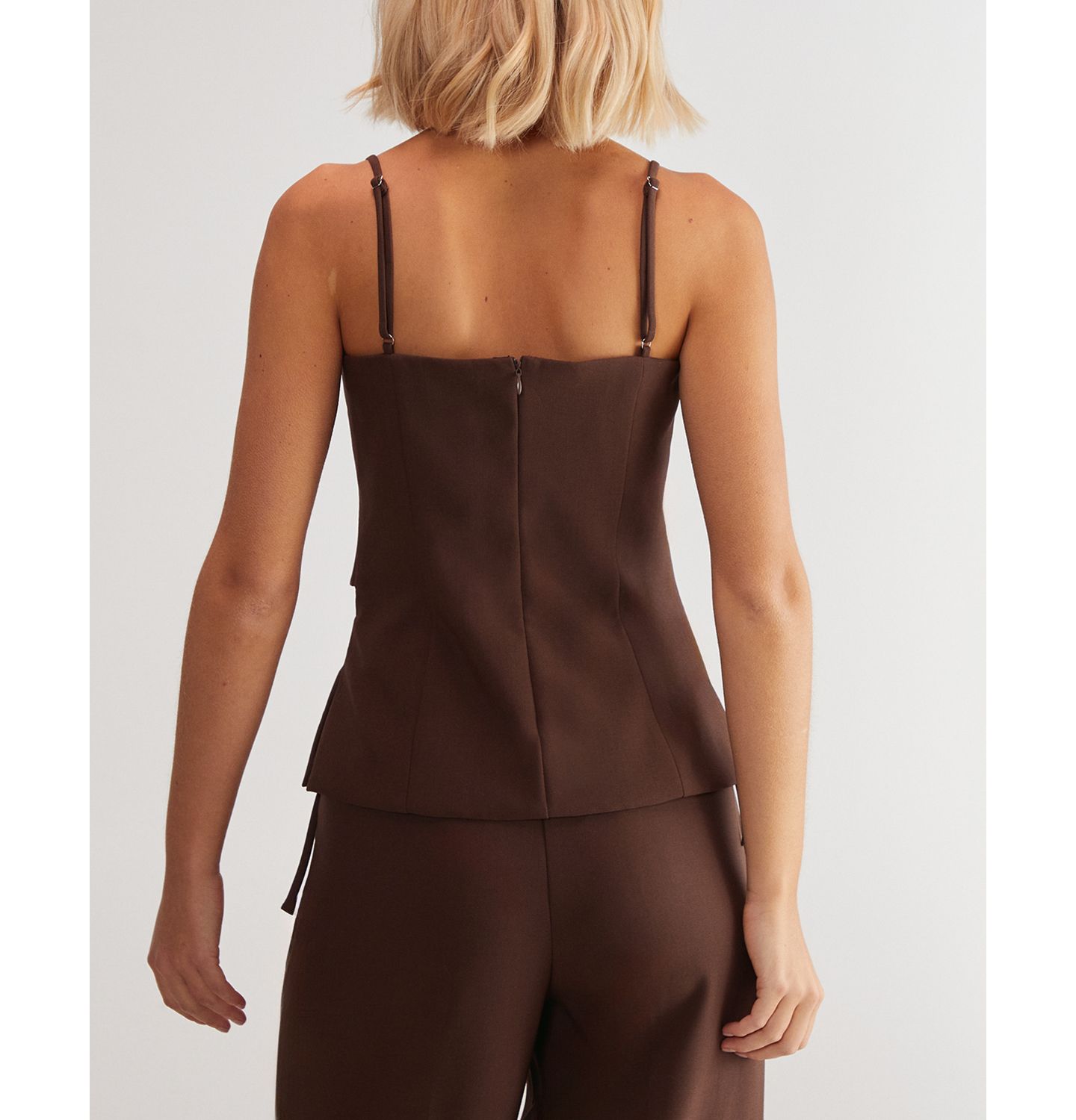 Женский топ Nasty Gal Premium Tailored Cut Out Longline, цвет: Шоколадный коричневый — фото 2