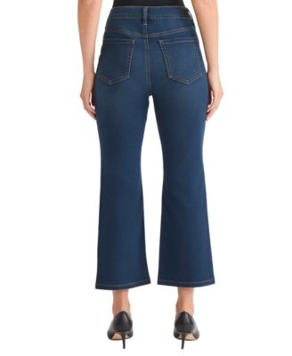 Petite Cropped Fit Flared Jeans