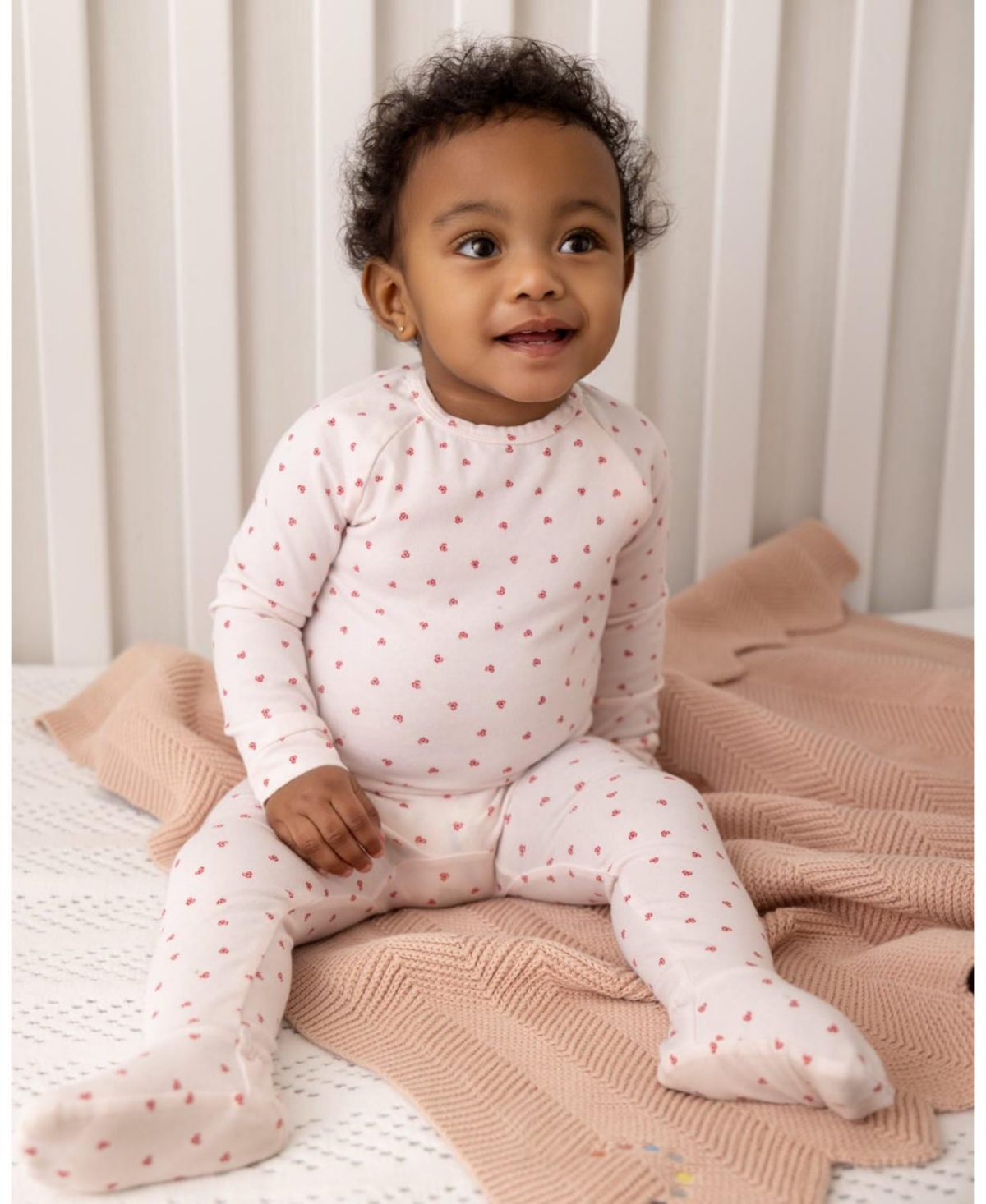 MeMoi Baby Clover-Print Hidden Zip Footie