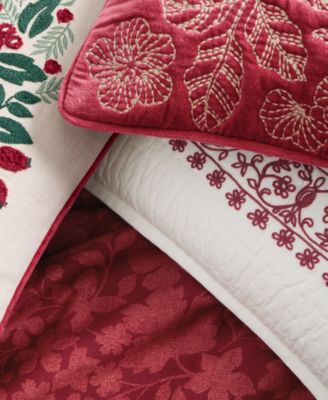 Wreath Decorative Pillow, 14" x 20"