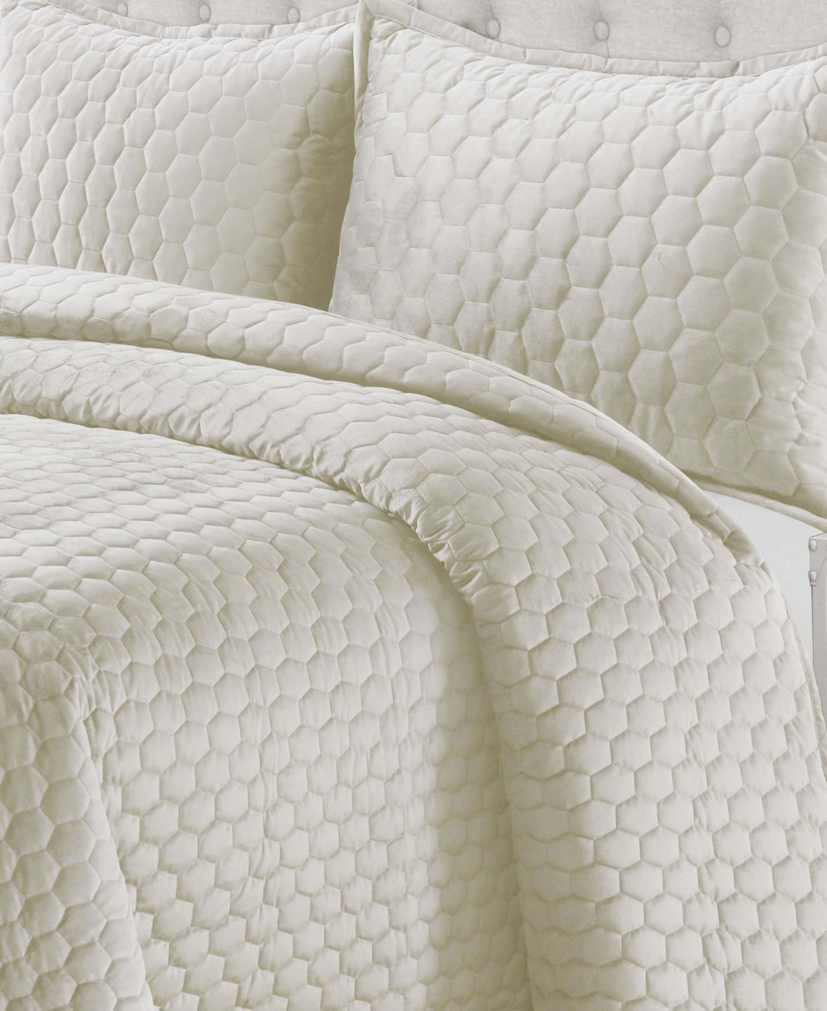 Tribeca Living Lugano Honeycomb Velvet Oversized Solid 3 Piece Quilt Set, Queen In White