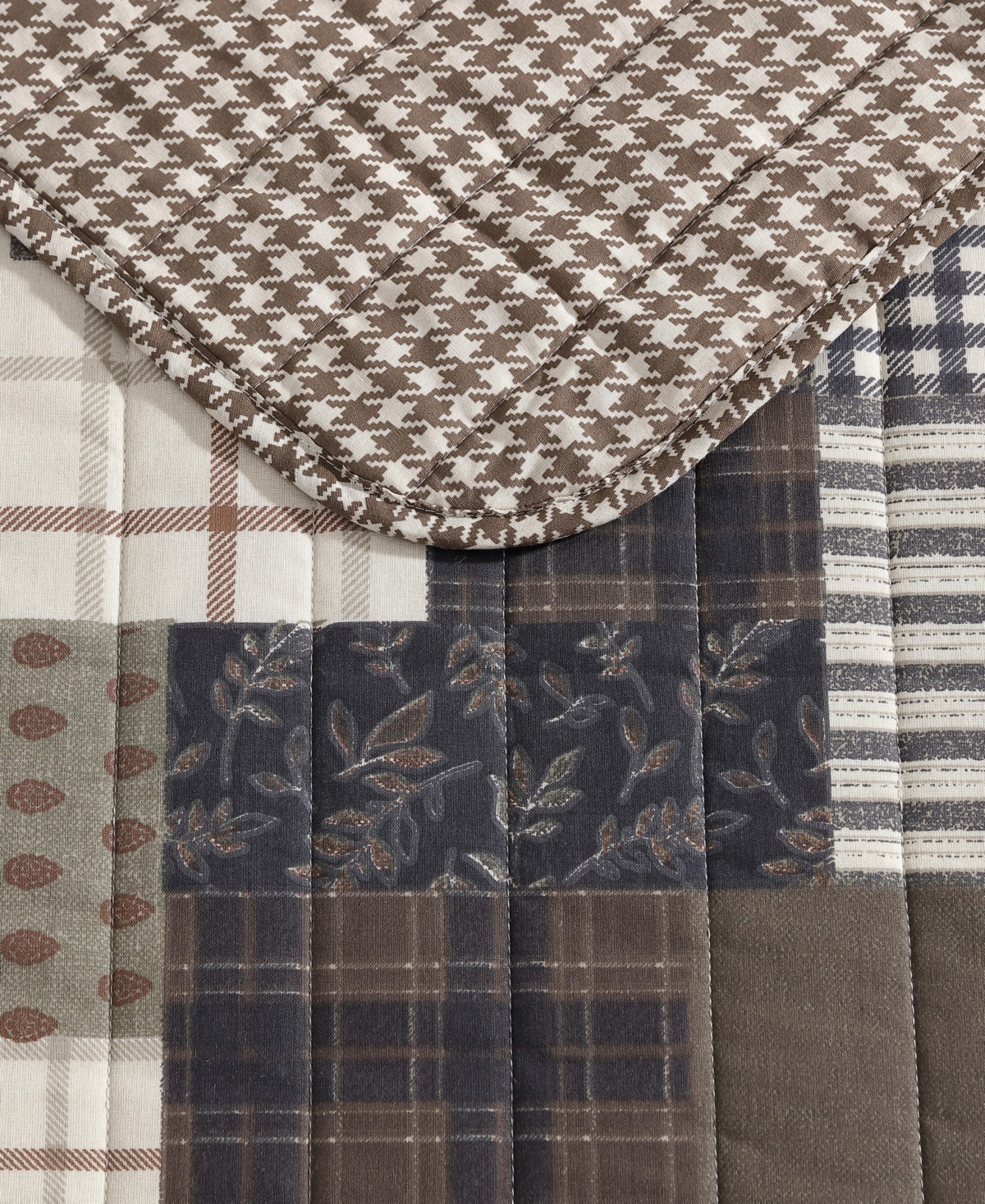 Eddie Bauer Antique Cotton Reversible -Pc. Quilt Set