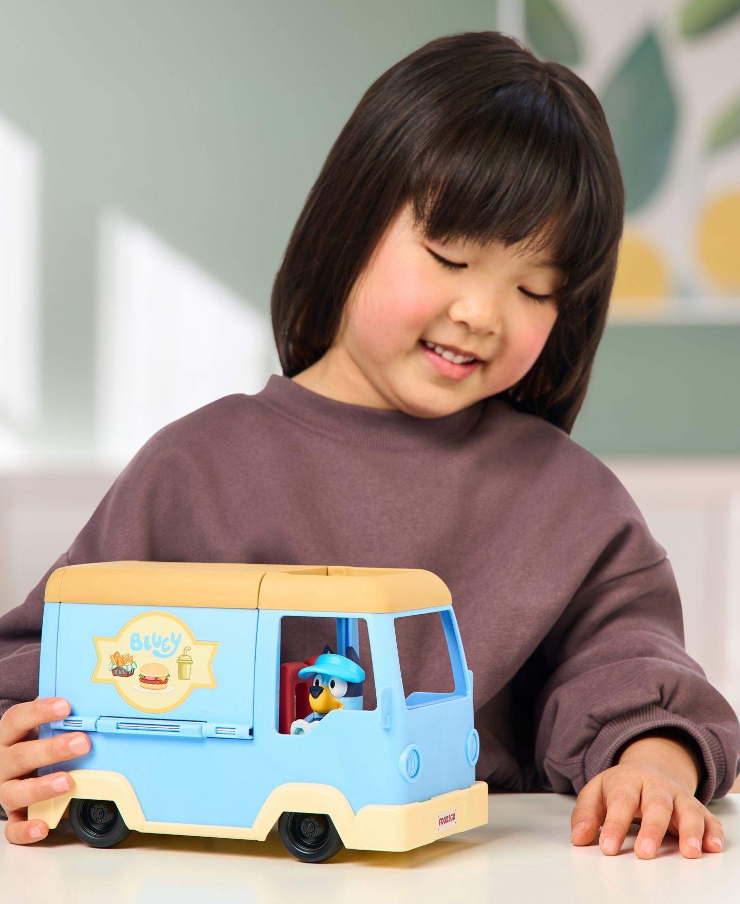 Детский игровой набор Bluey Food Truck Transforming 7-Piece Playset, Ages 3+ — фото 9