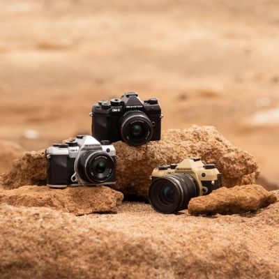 OM-5 Mark II Mirrorless Camera with M.Zuiko Digital ED 14-150mm f/4-5.6 II Lens