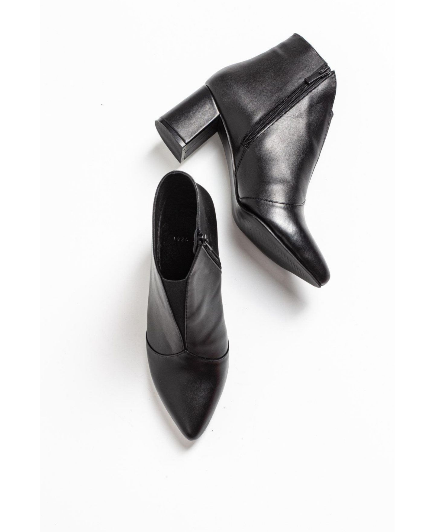 Женские ботинки Forever & Always Shoes Finda Leather Block Heel Boot, цвет: Чёрный кожаный — фото 17