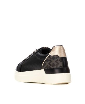 Women's Casual Sneakers By XTI
