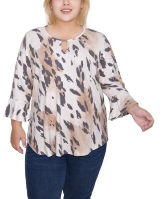 Plus Size 3/4 Bell Sleeve Top