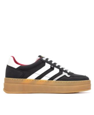 Women's Casual Sneakers By XTI