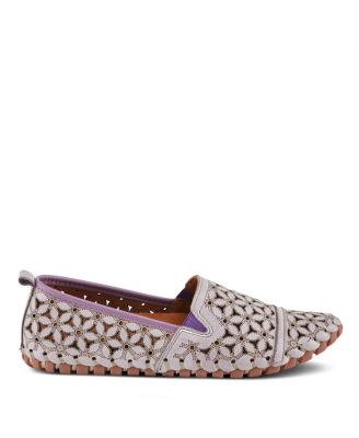 Flowerflow Laser-Cut Leather Loafer with Floral Detailing and Flexible Sole