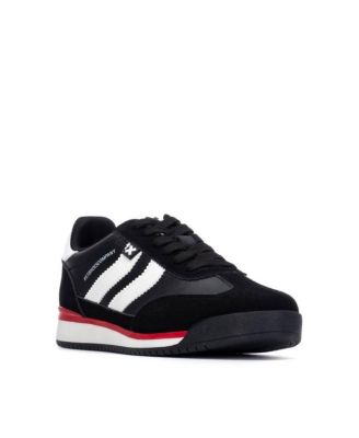 Women's Casual Sneakers