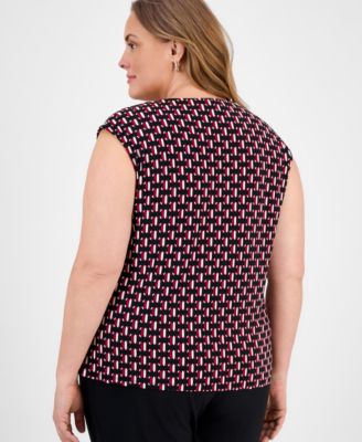 Plus Size Geo-Print Cap-Sleeve Top
