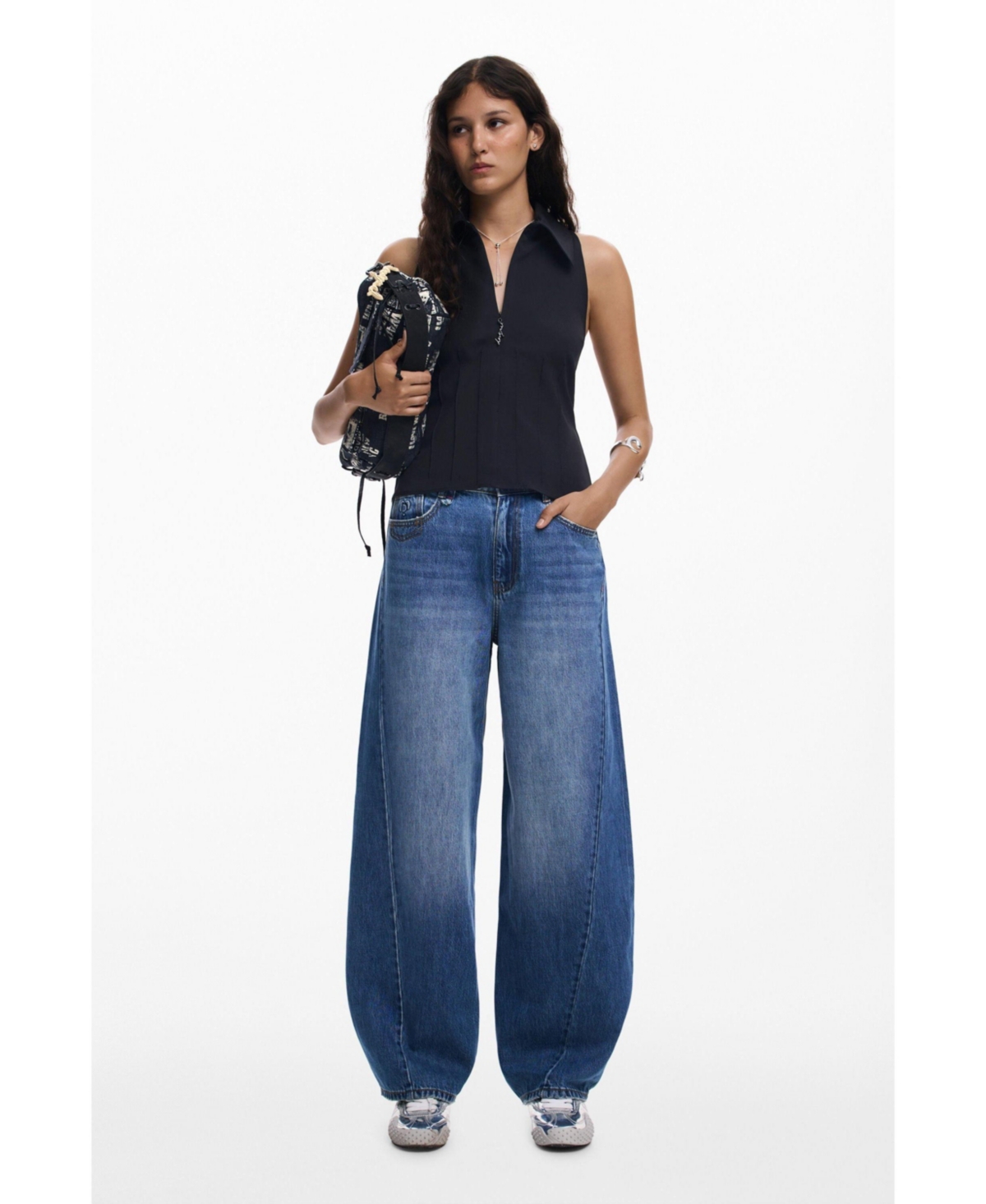Desigual Hight Waist Barrel Legs Jeans In Blue