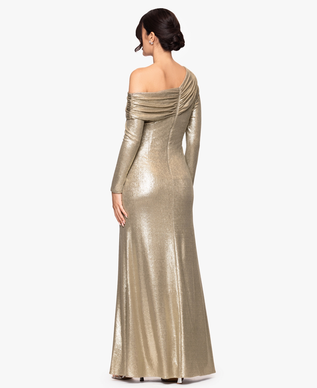 Betsy & Adam Women's Long Ruched Off-the-shoulder Gown In Gold