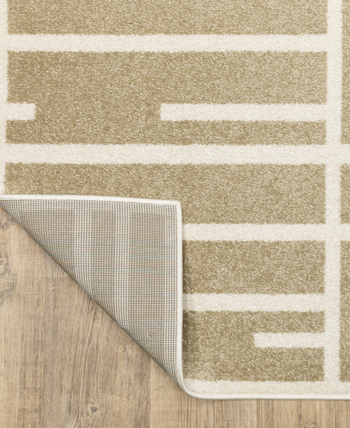 Oriental Weavers Quinn Qui04 8' X 10' Area Rug In Sand