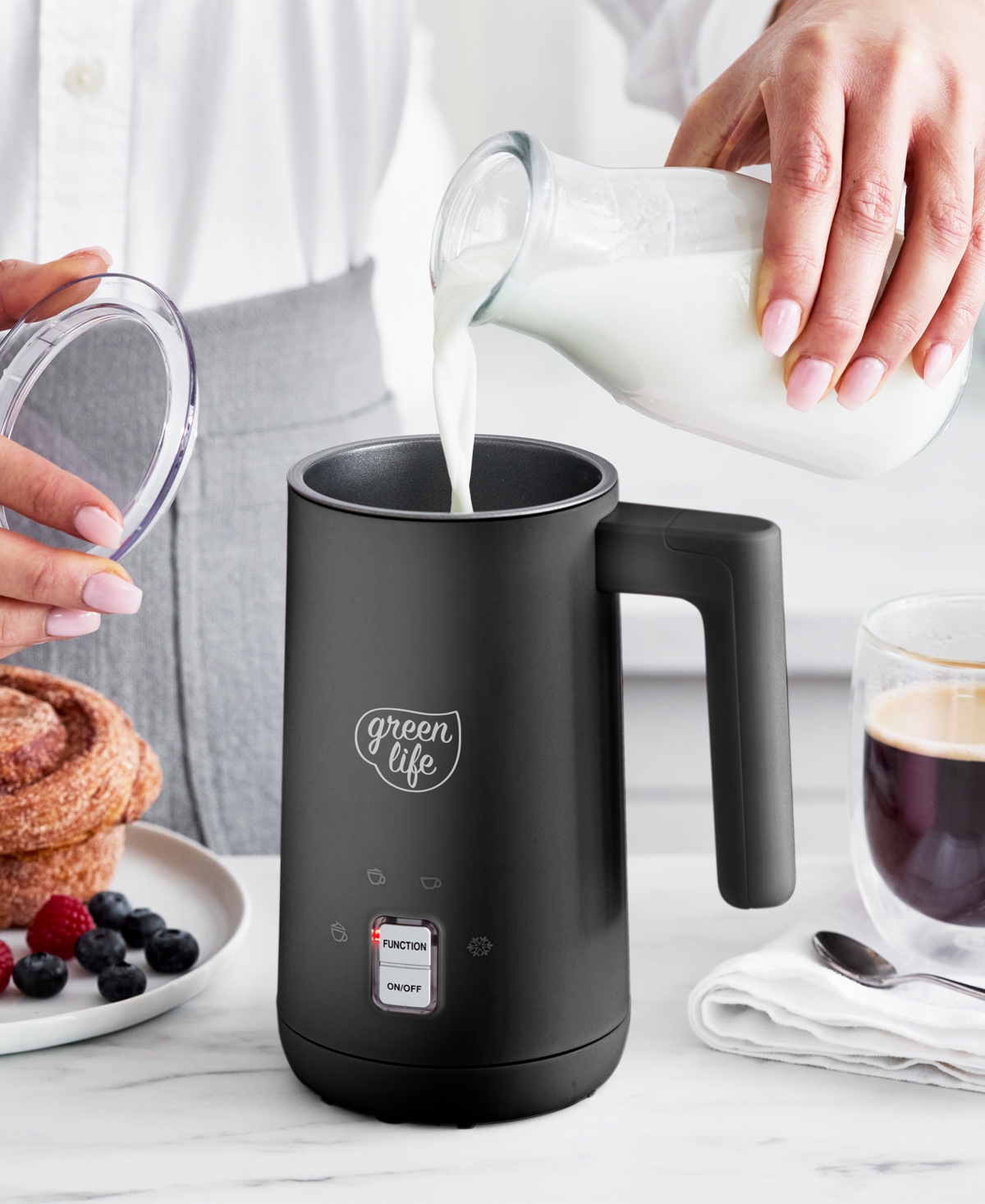 Greenlife 10 Oz. Instant Milk Frother In Black