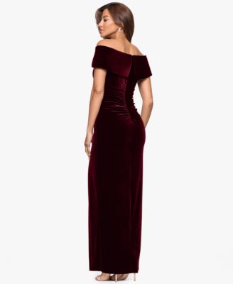 Petite Off-The-Shoulder Sweetheart Velvet Gown
