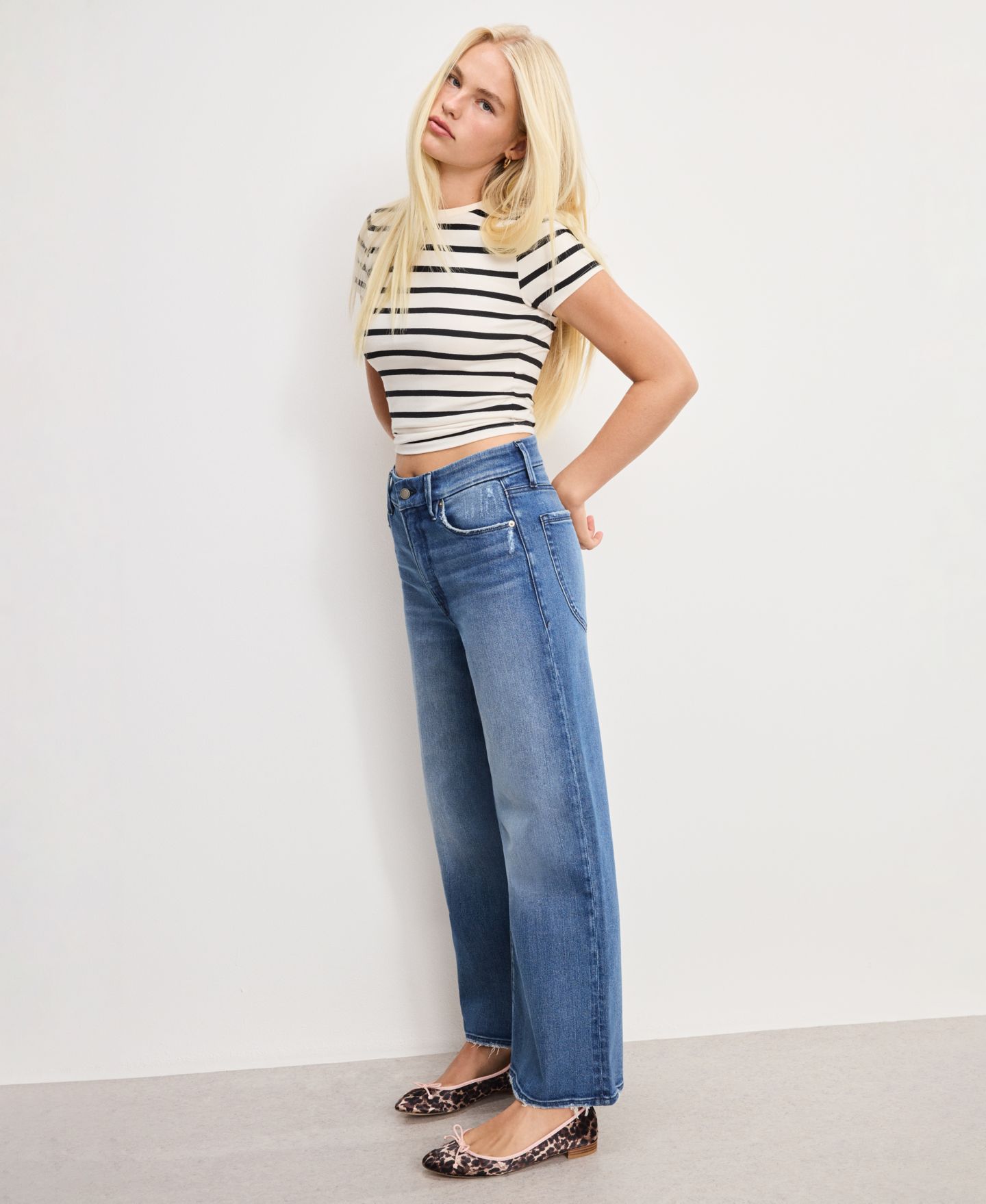 Женские джинсы Good American Good Waist Palazzo Cropped Jeans, Regular & Plus Size, цвет: Индиго — фото 4