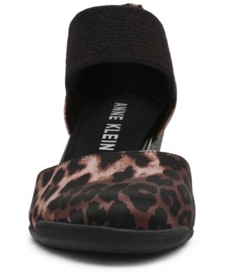 Women's Tiffany Wedge Heel Pumps