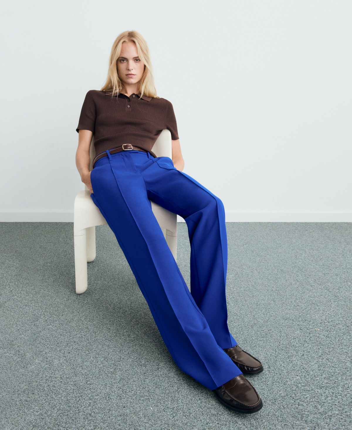 Mango Women's Straight Mid-Rise Pants