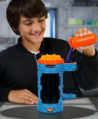 Beast Mutation S2 Assortment Chamber Playset