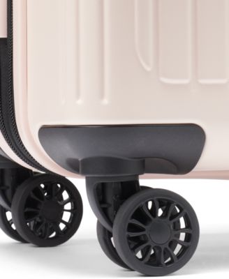 Sentimental Voyage 21" Upright Luggage