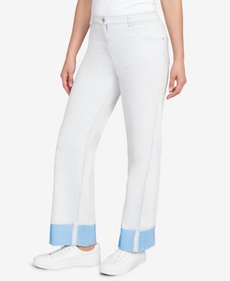 Petite Cuffed Pull-On Fly Jeans