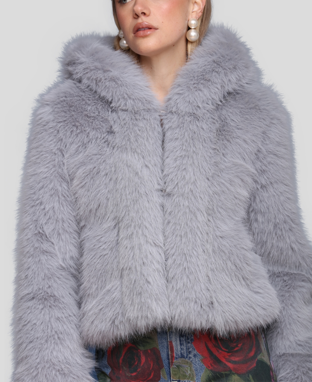 Avec Les Filles Women's Cropped Long Sleeve Jacket