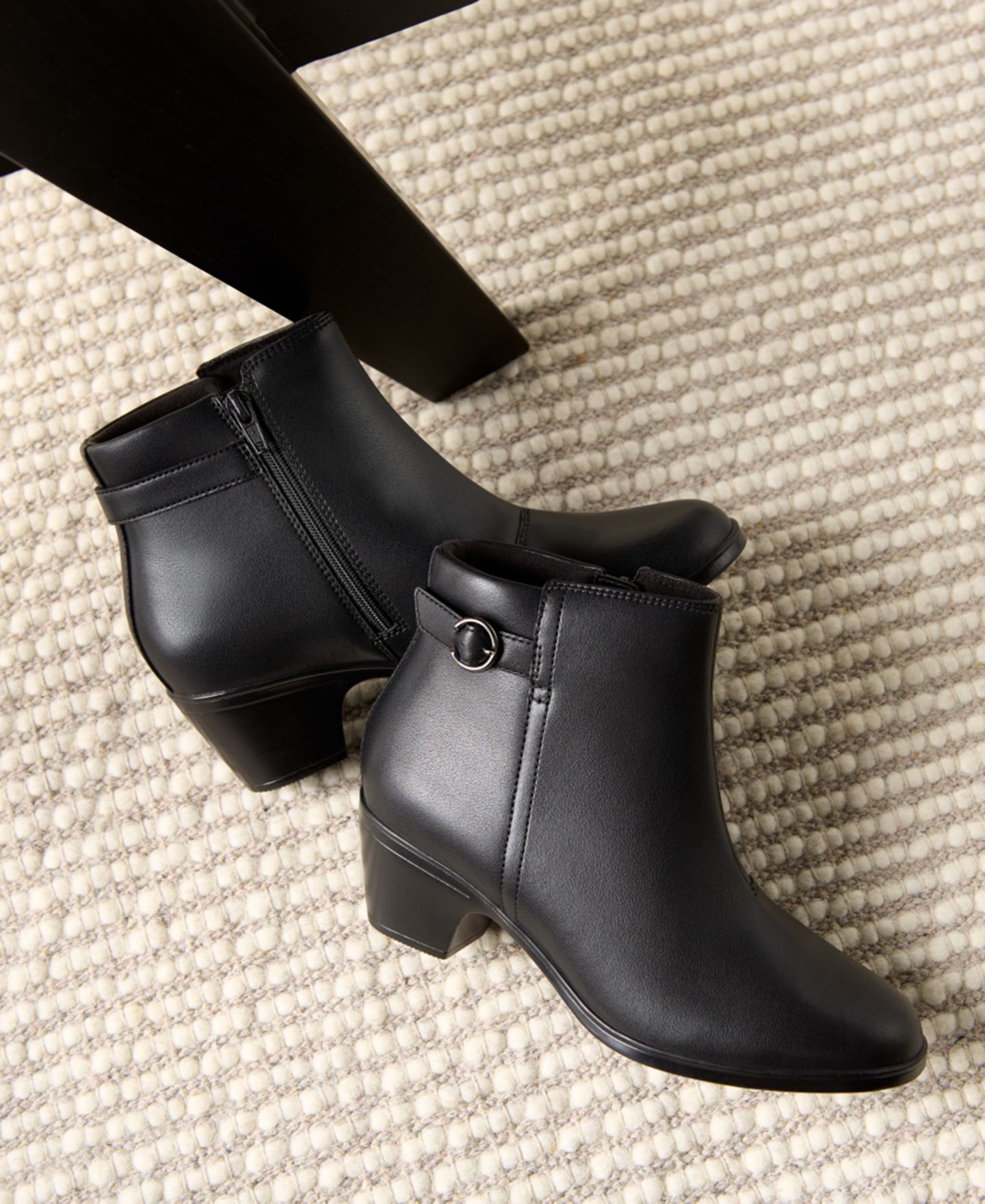 Женские ботинки Clarks Collection Emily 2 Belle, цвет: Чёрный кожаный — фото 5