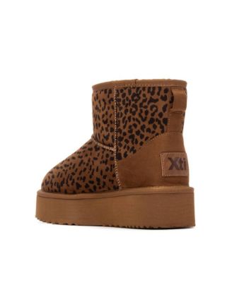Women's Winter Suede Booties By XTI