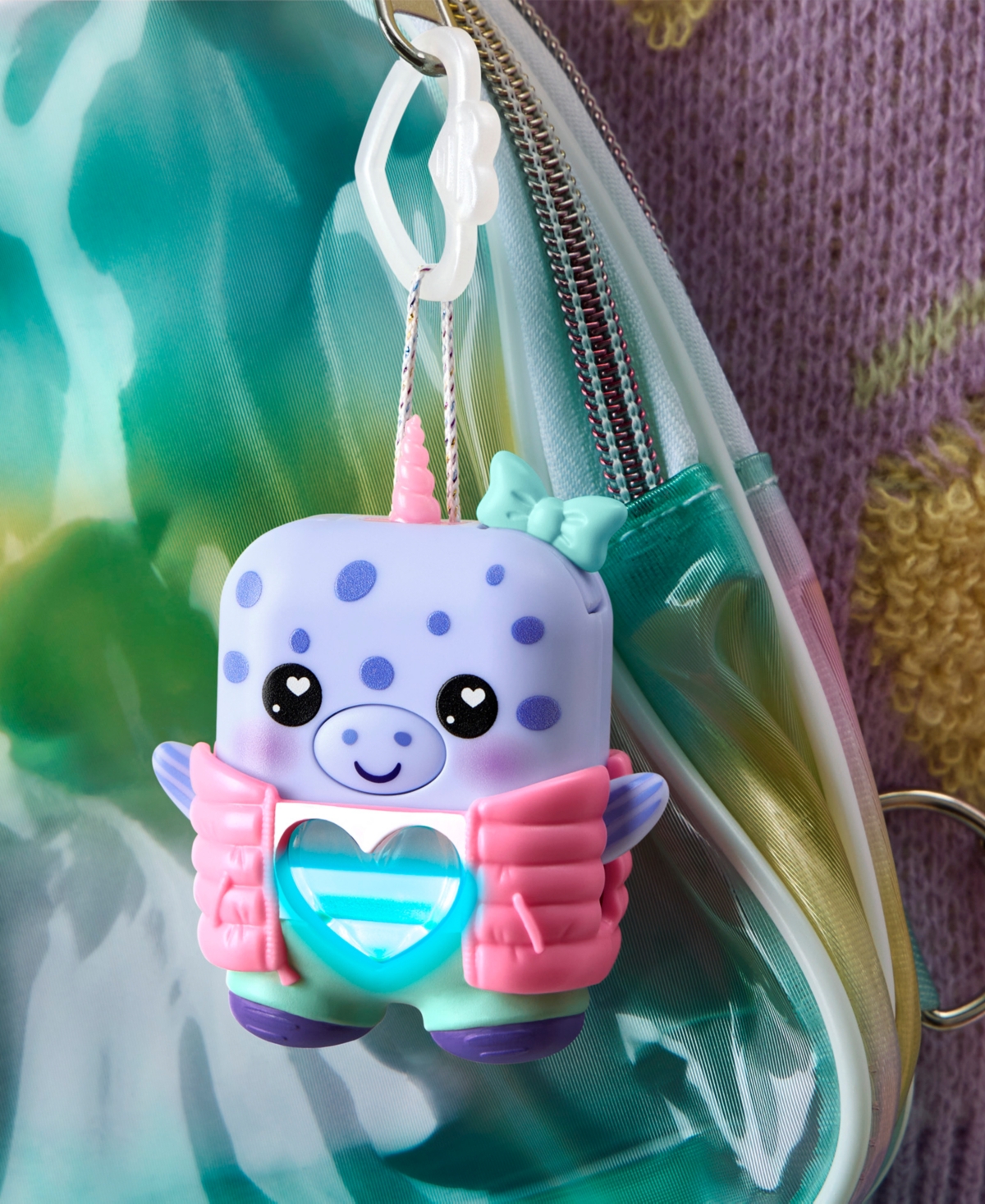 Nano-Mals Hasbro Blubby The Narwhal Electronic Fidget Toy