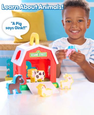 Elmo's Learn and Sort Barn