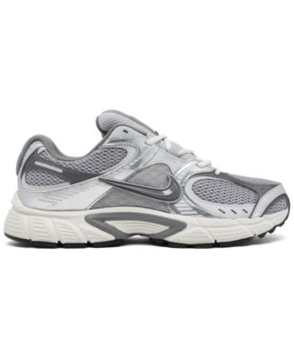 Men's V5 RNR Casual Sneakers from Finish Line