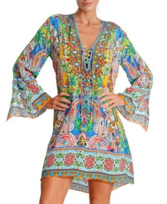 La Moda Clothing