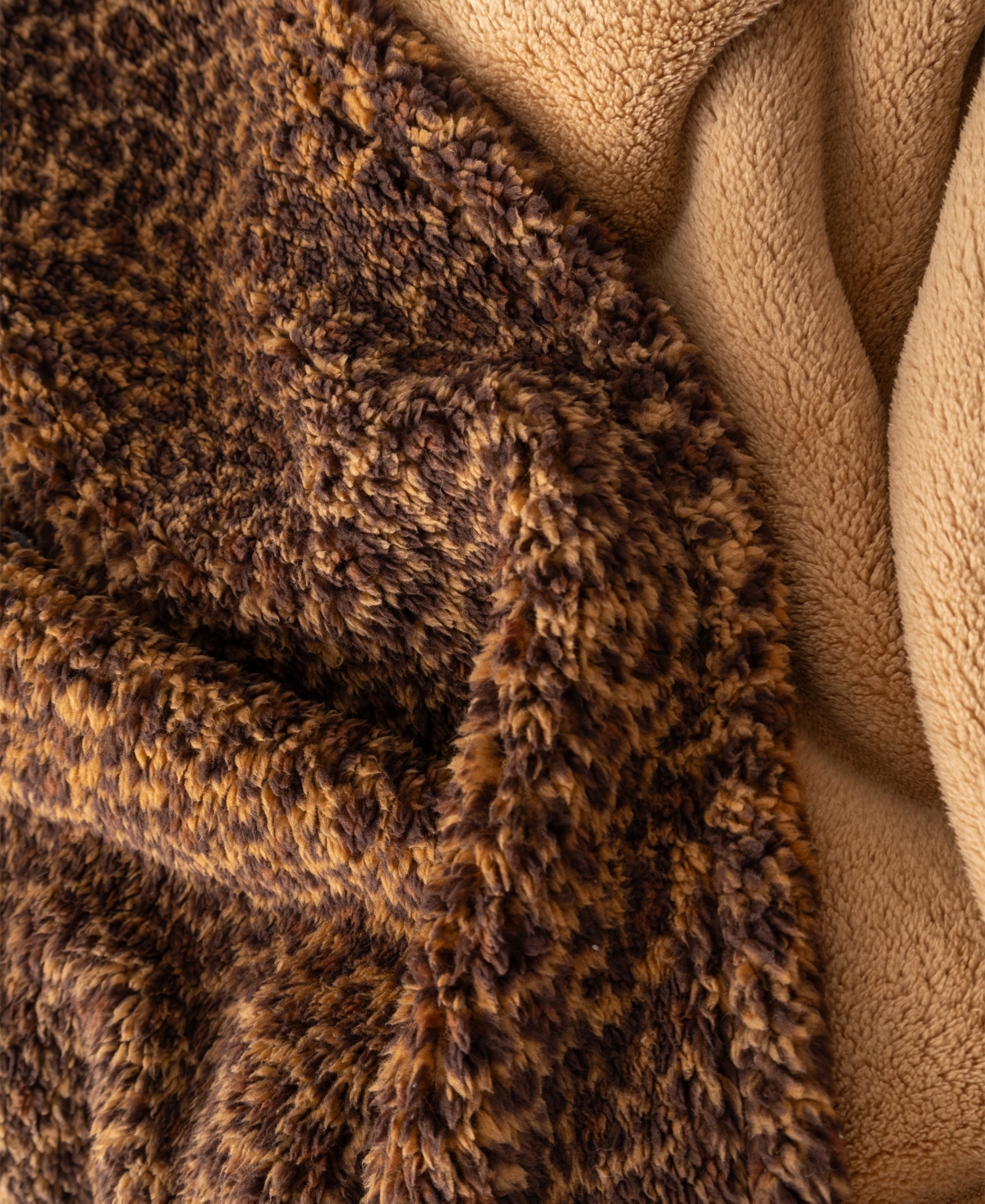 Berkshire Jill Martin Reversible Oversized Throw, 60" X 70" In Brown